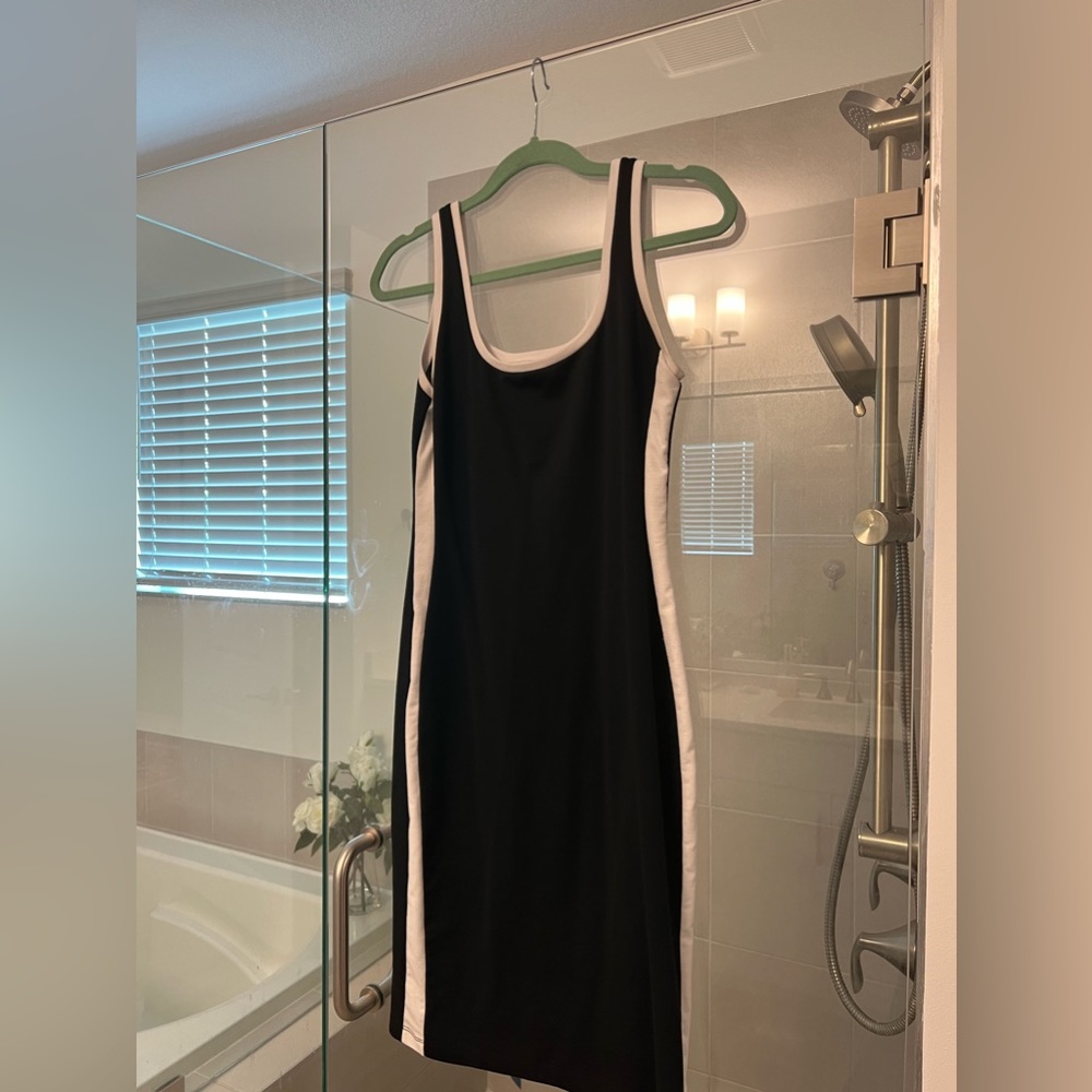 Midi stretch body con dress